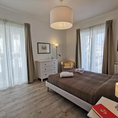 Dagnino House - Luxury Apartment In The Center Of Palermo Exterior photo