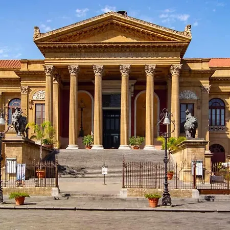 Dagnino House - Luxury Apartment In The Center Of Palermo Exterior photo